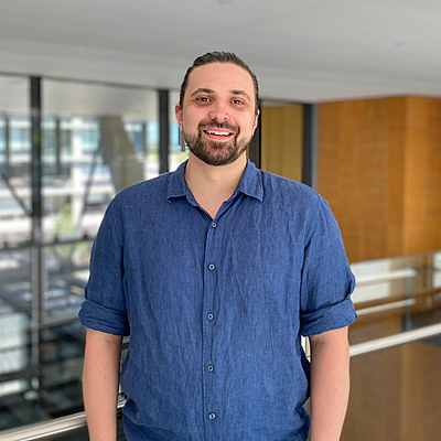 Adam Martinacprofile image